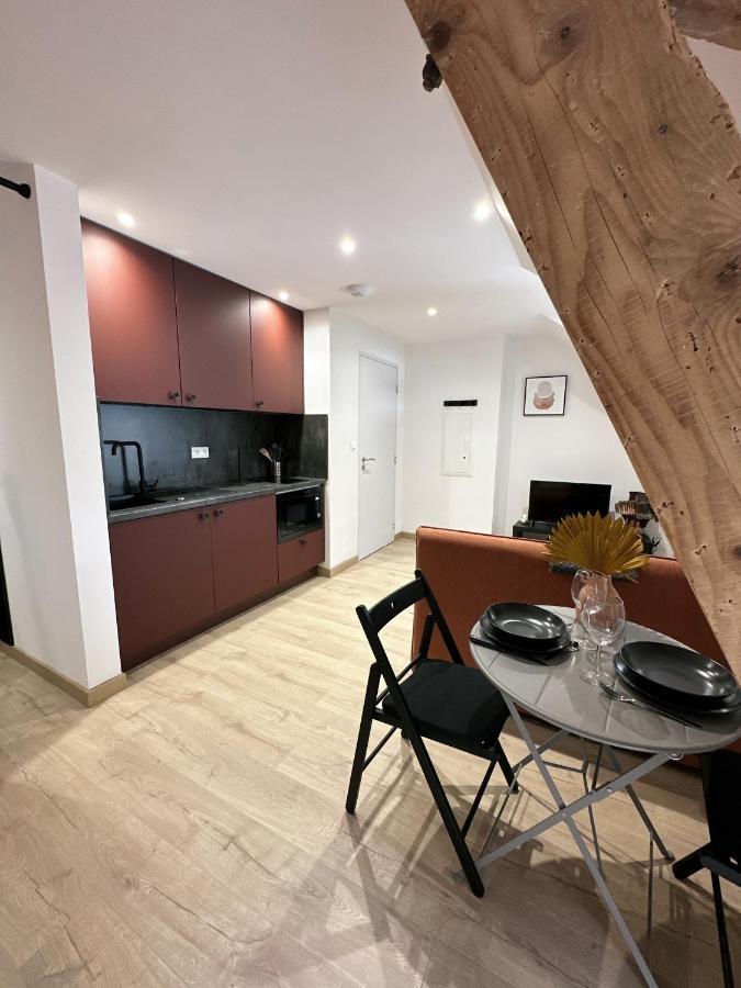 Sacre Appartement/Jardin/Parking/Wifi 로데즈 외부 사진