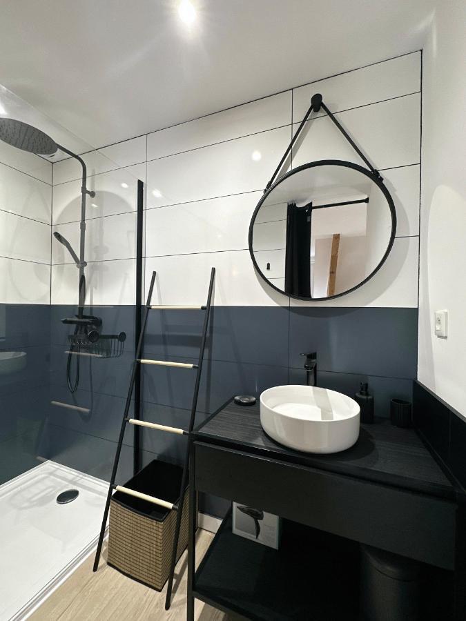Sacre Appartement/Jardin/Parking/Wifi 로데즈 외부 사진